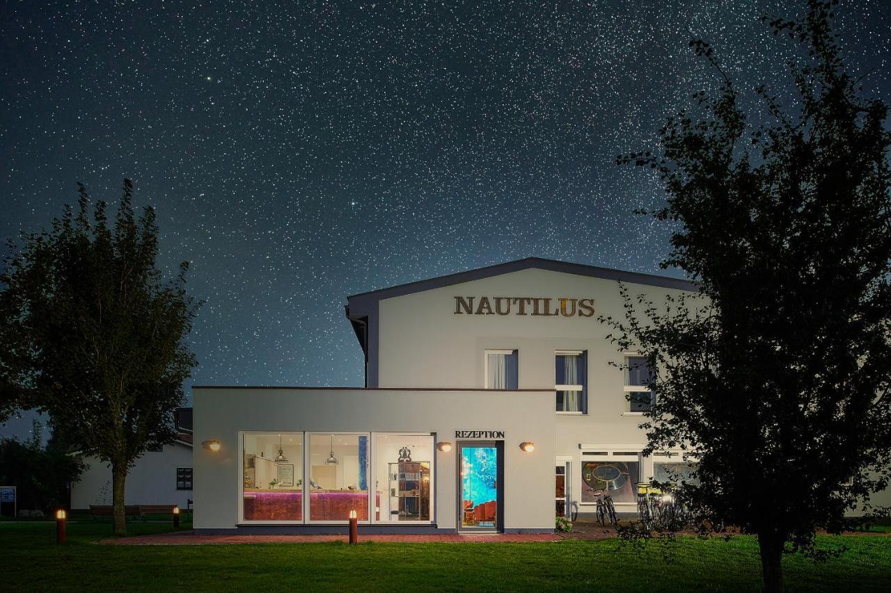 Hotel Nautilus Путбус Екстер'єр фото