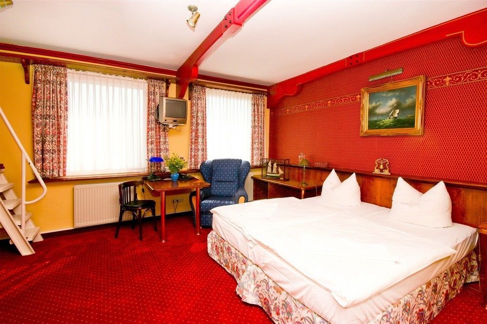 Hotel Nautilus Путбус Екстер'єр фото